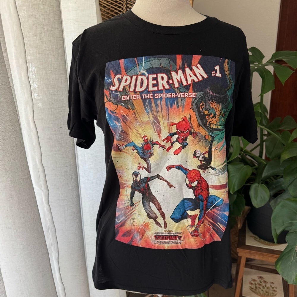 Spider-Man Graphic T-Shirt‎